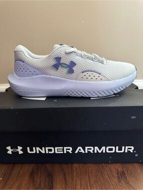 Under Armour UA W Charged Surge 4 Shoes in Gray/Violet